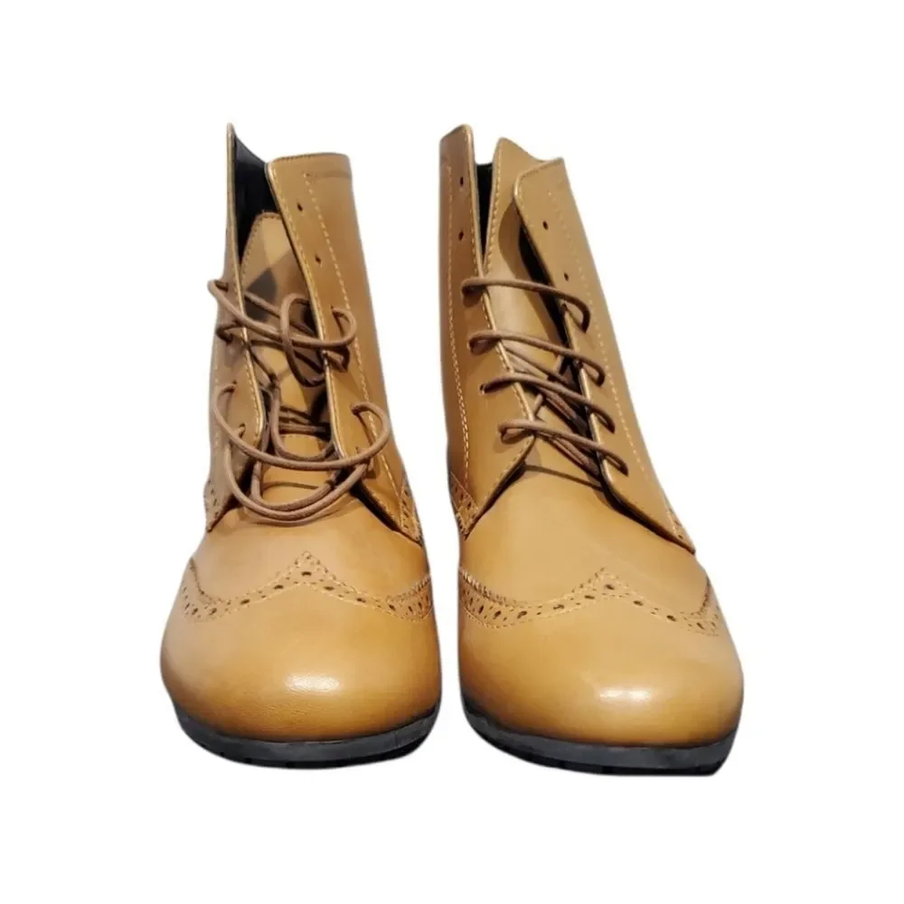 Barneys New York Tan Wingtip Boots - Picture 1 of 10